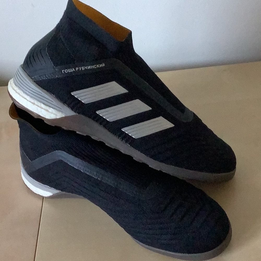 Unique Adidas men’s athletic shoes. Worn only a few times. Like new.